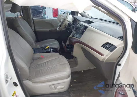 2013 Toyota Sienna Xle V6 8 Passenger из США, поврежденный, VIN 5TDYK3DC1DS380715